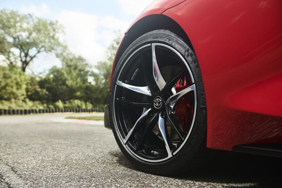 Колеса Toyota GR Supra (A90) 2019 года  (NA) (фото 18 из 56)